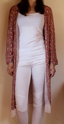 langer Kimono mit Fransen