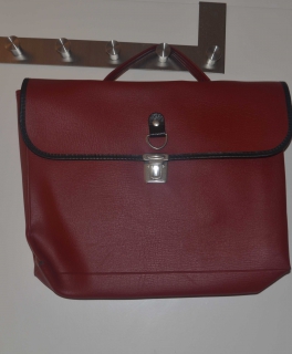 Rote Oldschool Schultasche 