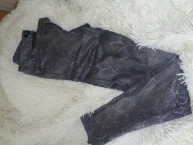 Hose, Schlangenmuster