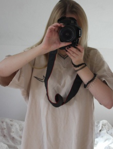 True Vintage Oversize Nike Shirt Unisex V-Ausschnitt