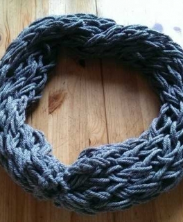 NEU! Grauer Strickschal / Wolle