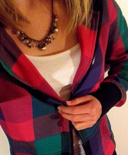 Karierter Kaputzenpulli :)