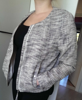 H&M Jacke in grau/weiß Optik! 