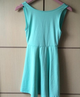 H&M Kleid mit etikett