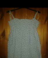 Kleid in Größe 140