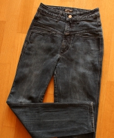 Hochgeschnittende dunkelblaue Closed Hose Gr.36