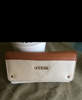 Schöner Guess Portmonaie/ Geldbörse 
