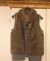 Superschöne & moderne Fellweste NP 60€