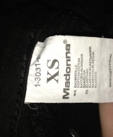 Enge Röhrenjeans Schwarz 