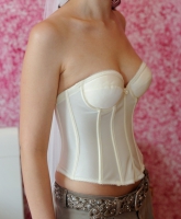 Corsage Korsett Brautmode mit String und Strapshalter Farbe: Ivory/Creme Gr. 75A / Gr. M
