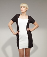 Schwarzweißes Bodycon Kleid eng anliegend Vintage