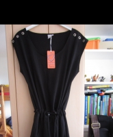 absolut neues schwarzes schönes Kleid