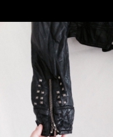 Neuwertige Lederjacke im cropstyle