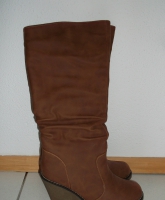 Wedges Keilabsatz Stiefel Gr. 38 hellbraun