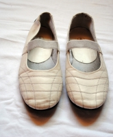 Frühling-, Sommer- oder Herbstsandalen