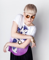 Lange goldfarbene Kette mit Herzanhänger Vintage