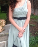 Schönes bodenlanges Abendkleid