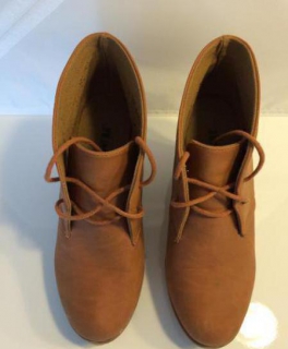 Stiefeletten Boots Wedges Keilabsatz cognac Größe 37 von Jumex