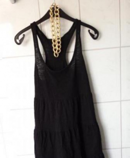 schwarzes Strandkleid