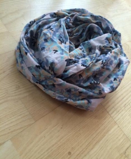 Blumenmuster Schal :)