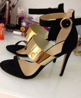 Schwarze offene high heels NEU