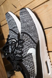 Nike Thea Flyknit