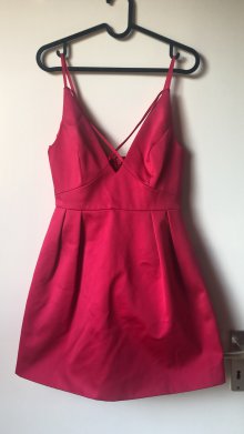 Kleid pink mit V Ausschnitt