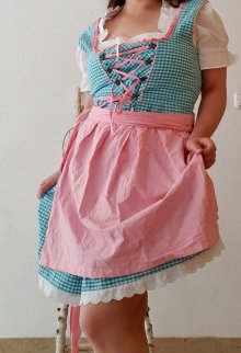 Dirndl von Alpenmärchen