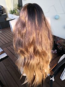 Perücke in braun ombre