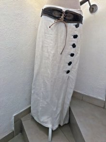 Maxi Leinen Rock weiss mit Ledergürtel & Knöpfe Gr 40