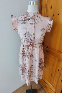 Neues Süßes Kleid mit Bubikragen gr XS 