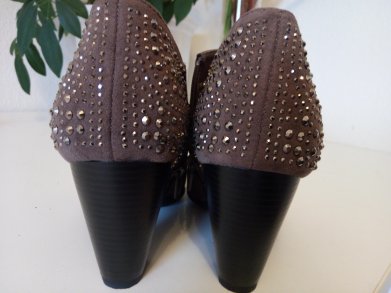 Stiefelletten mit Nieten NEU