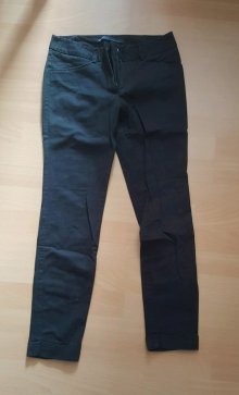 Schwarze Hose von Zara 