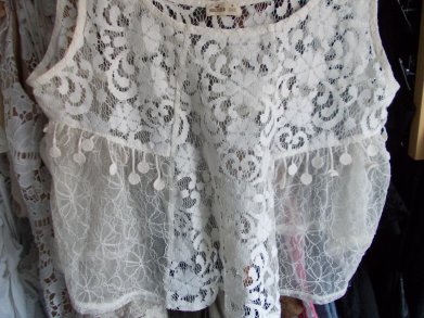 Hollister Spitzentop Oberteil in M 36/38 beige creme neuw.